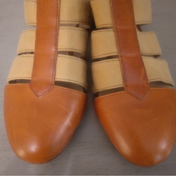 Samantha Pleet 1000 Mile Wolverine Sz 7 Digby
Gladiator Tan Leather Sandal Shoes - Picture 10 of 14